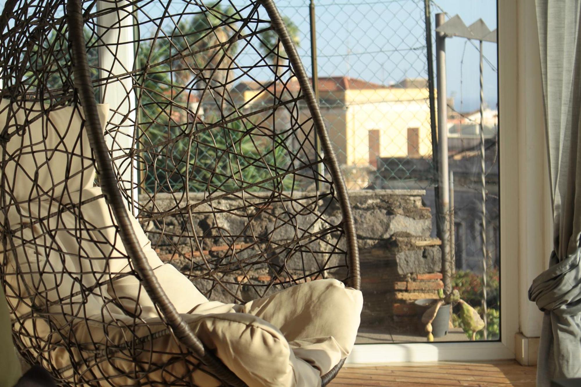 La Pietra Nera - Etna Home Catania-Fontanarossai nemzetközi repülőtér Kültér fotó